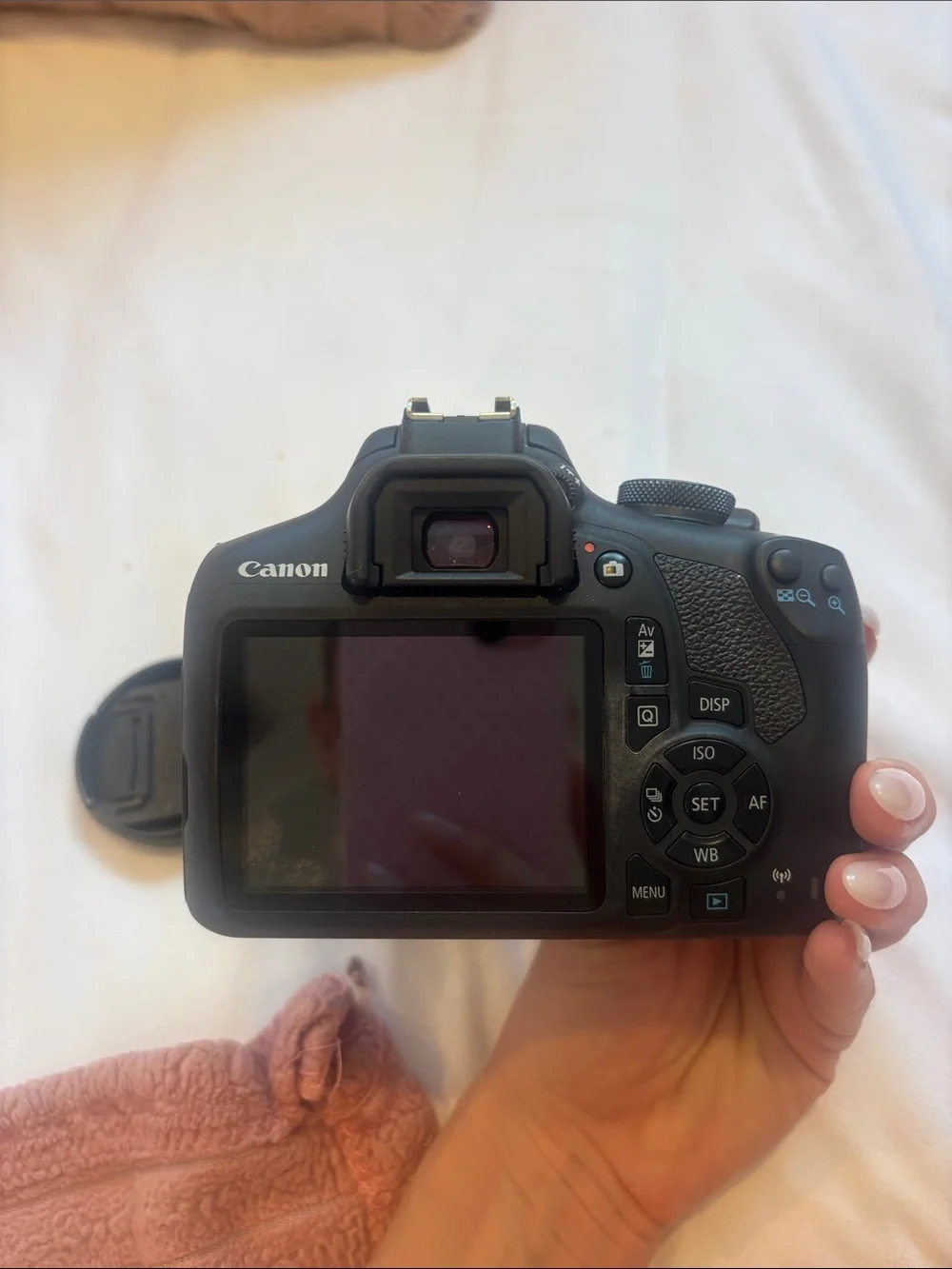 Canon DSLR Camera in Black with 18-55mm Lens